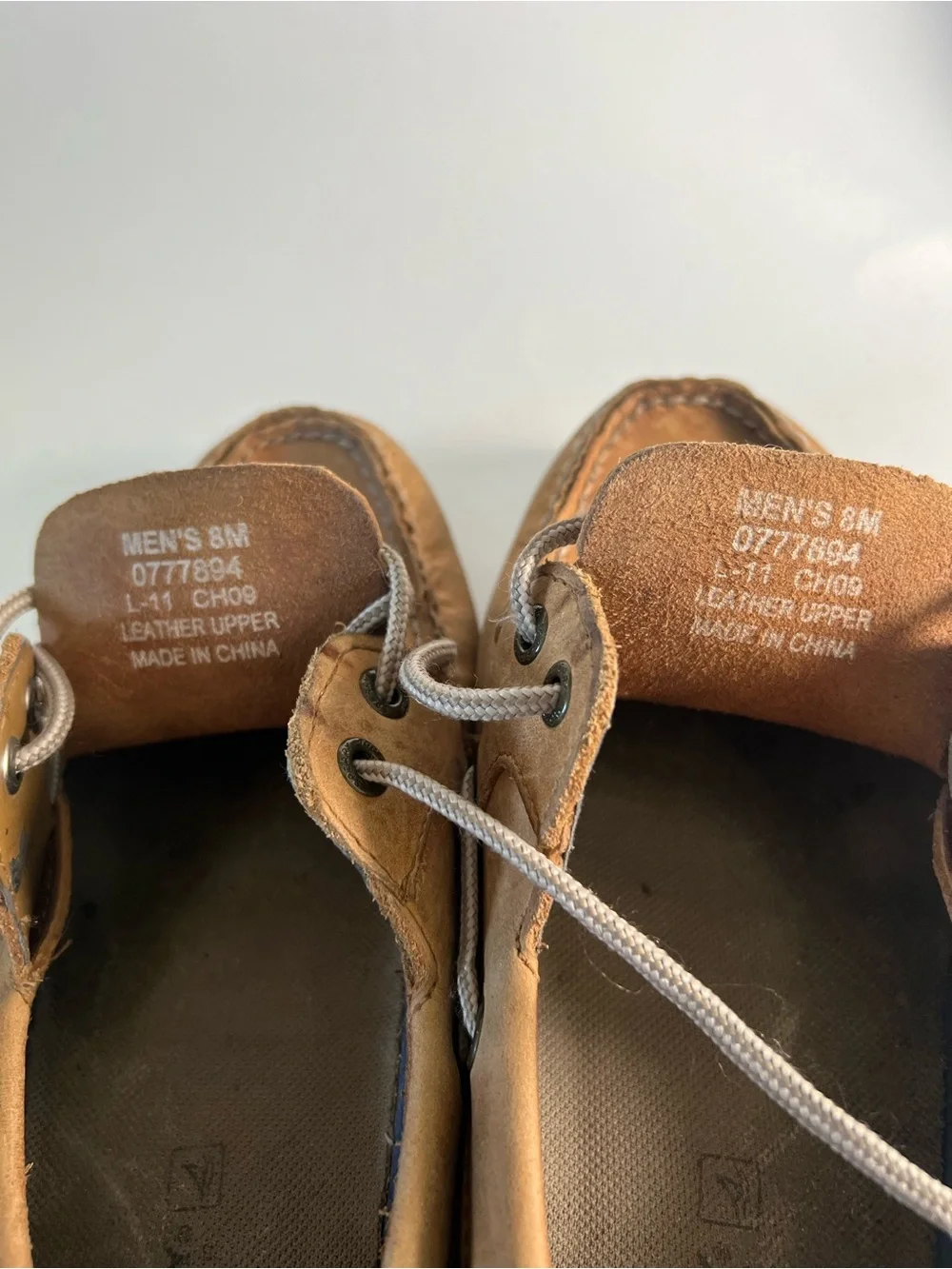 Sperry Authentic Leather Boat Shoe Size 8